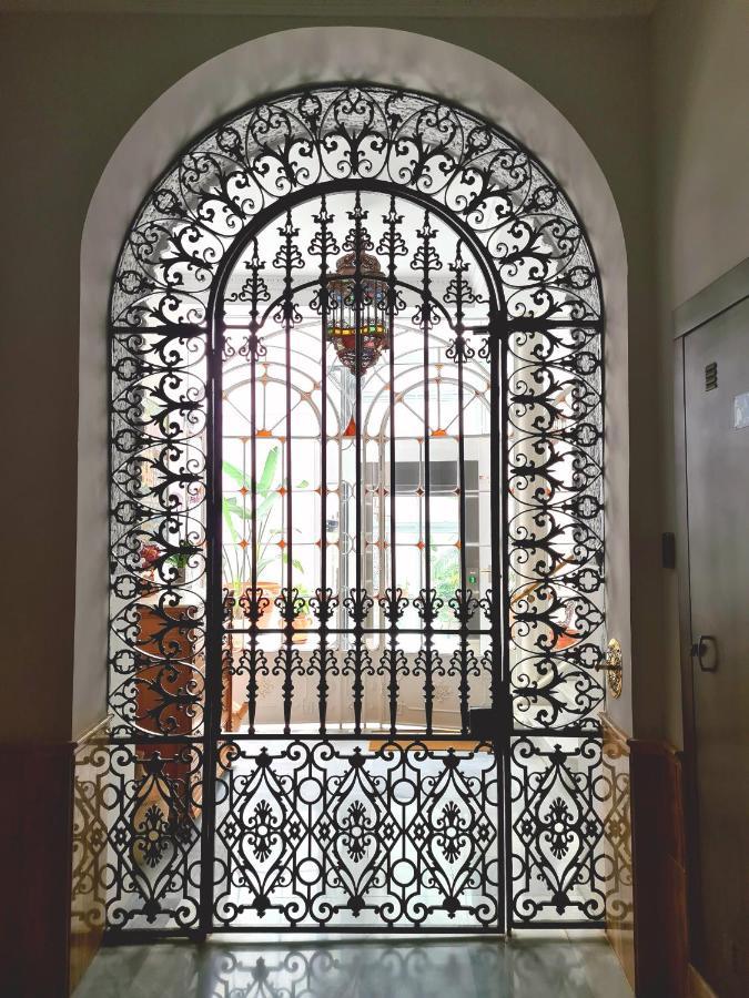 Hispalis Casa Palacio Apartment Seville Luaran gambar